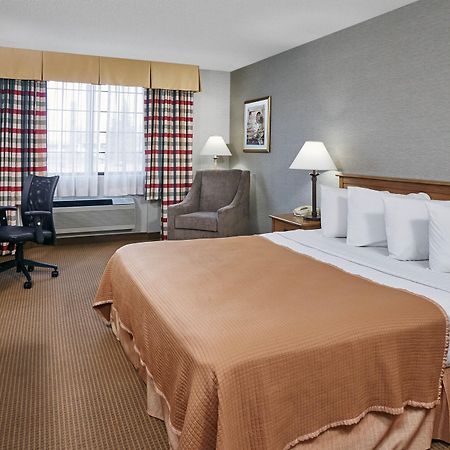Madison Plaza Hotel Buitenkant foto